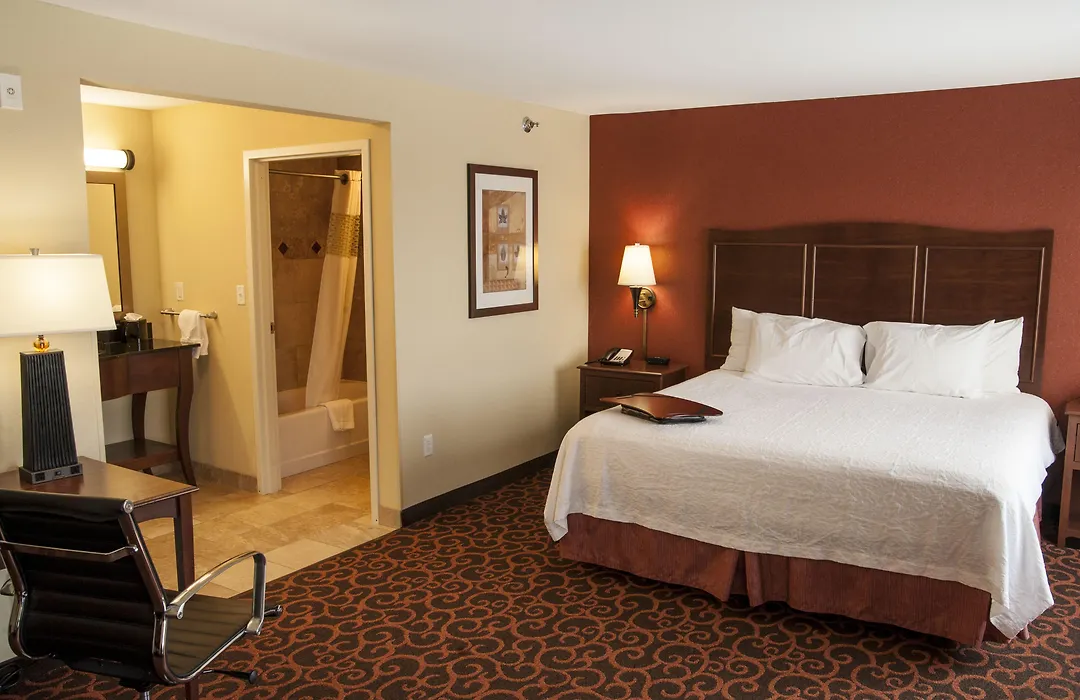 Hampton Inn & Suites Watertown-1