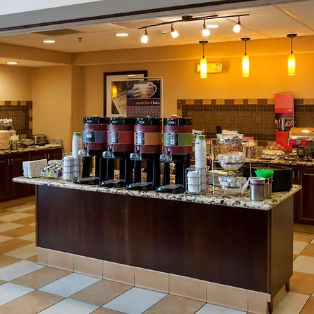 Hampton Inn & Suites Watertown-2